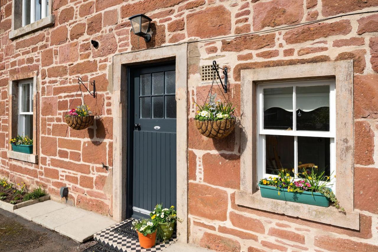 Thrums * Kirriemuir